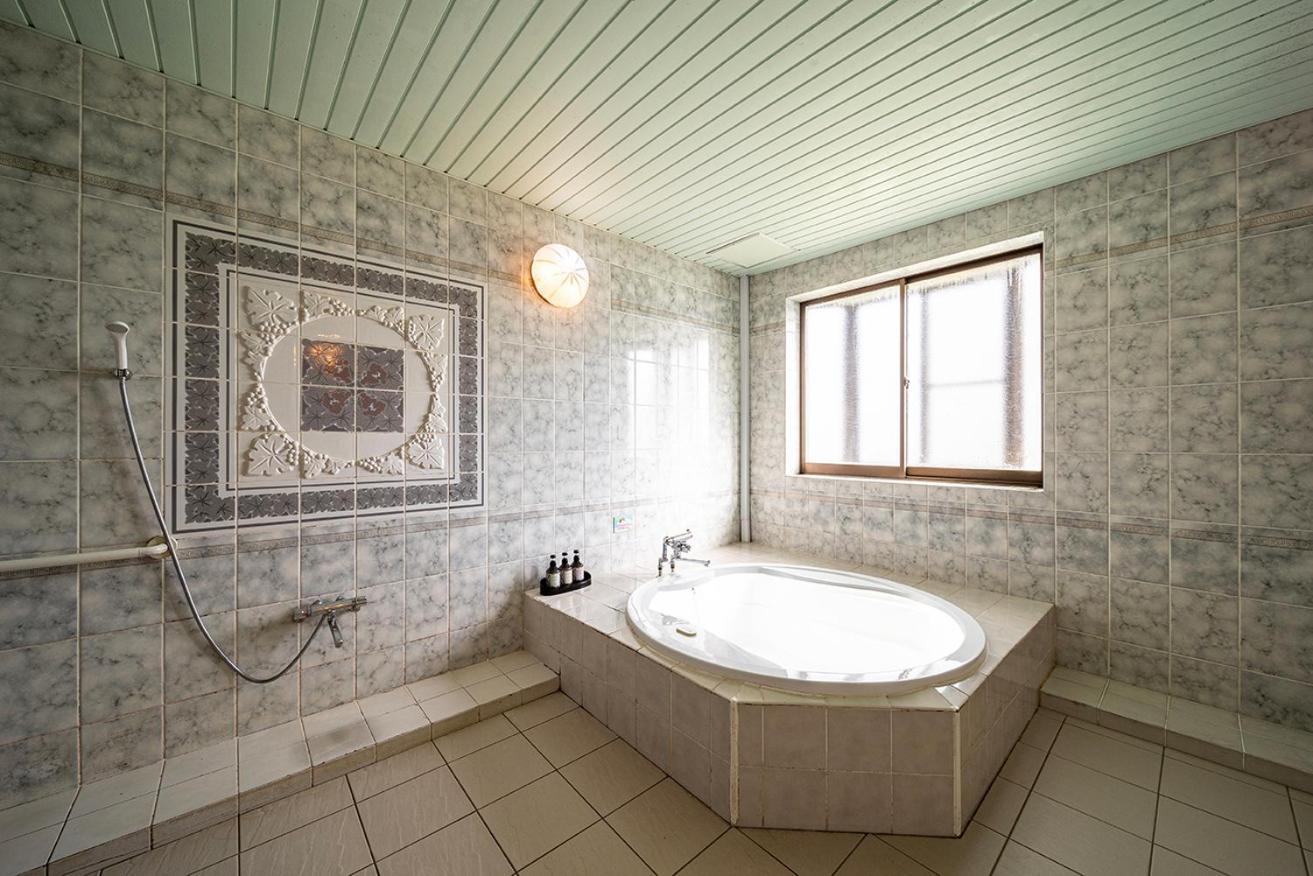 Hotel Xenia Takinoyashiro (Adults Only) Kato  ภายนอก รูปภาพ